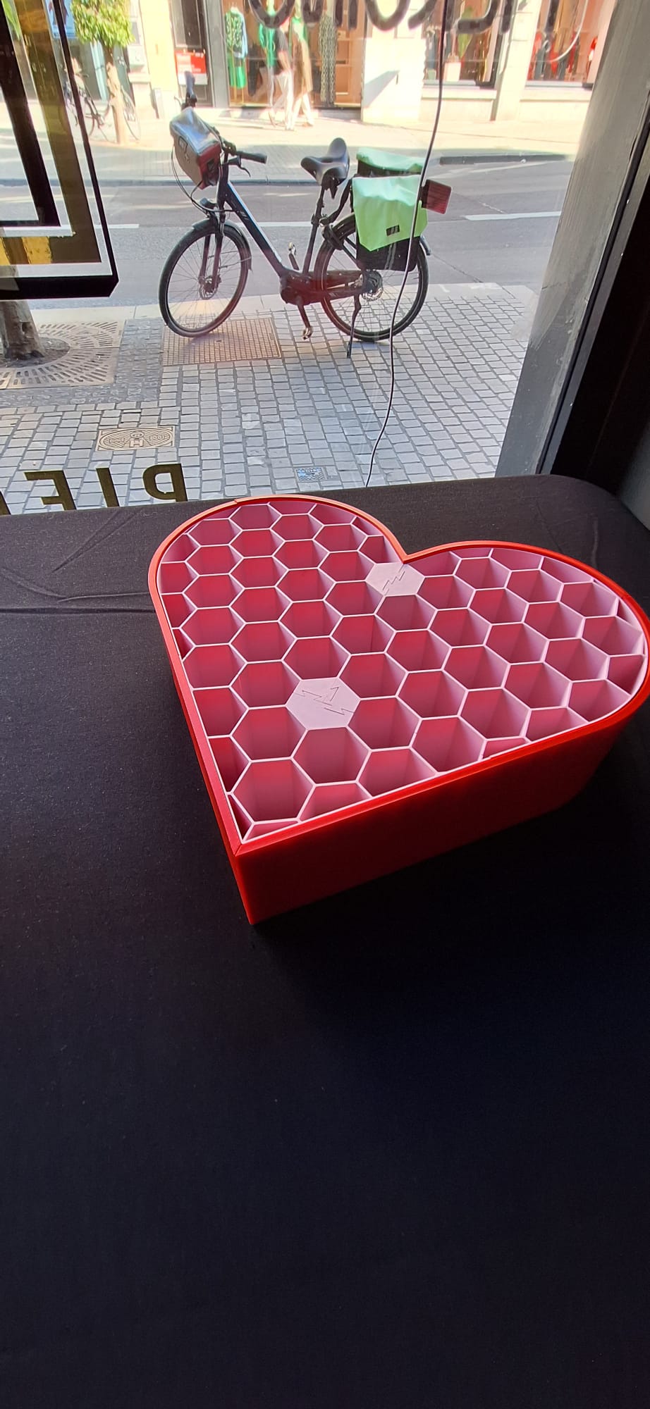 Heart ink holder demo 2